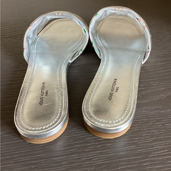 Louis Vuitton sandals - Picture 4 of 12